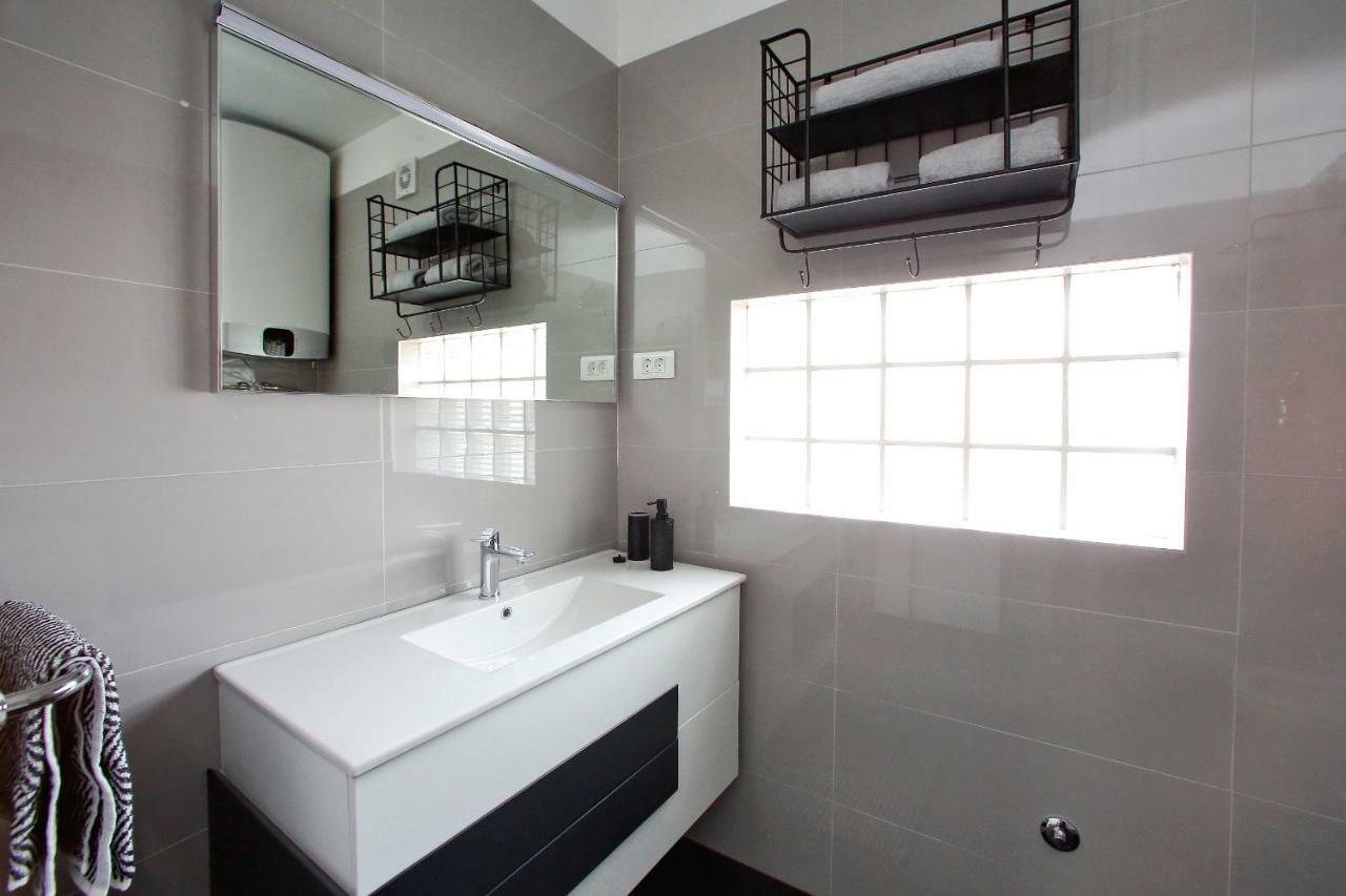 L Apartments Bibinje Bagian luar foto